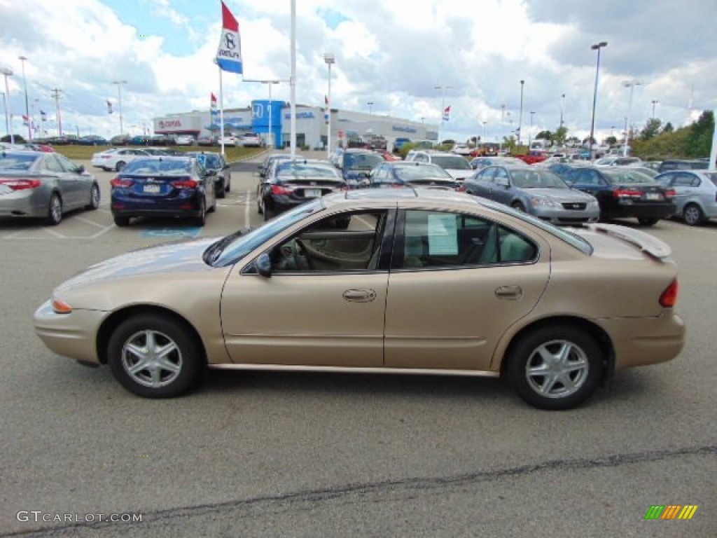 2003 Alero GL Sedan - Sandstone Metallic / Neutral photo #8