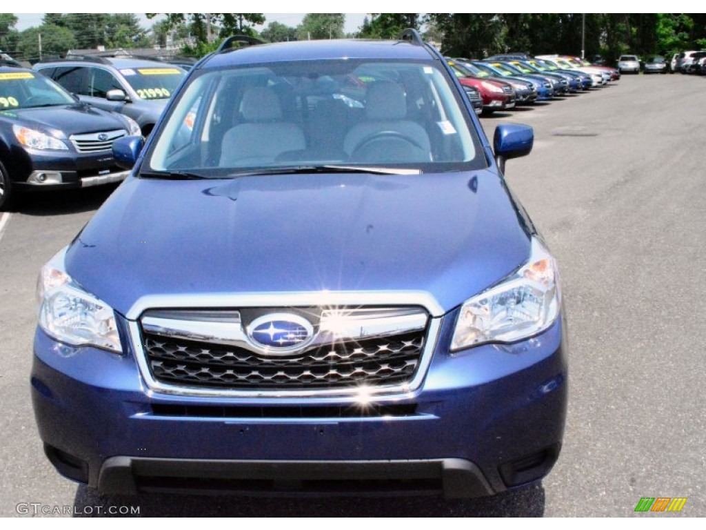 2014 Forester 2.5i Premium - Marine Blue Pearl / Platinum photo #2