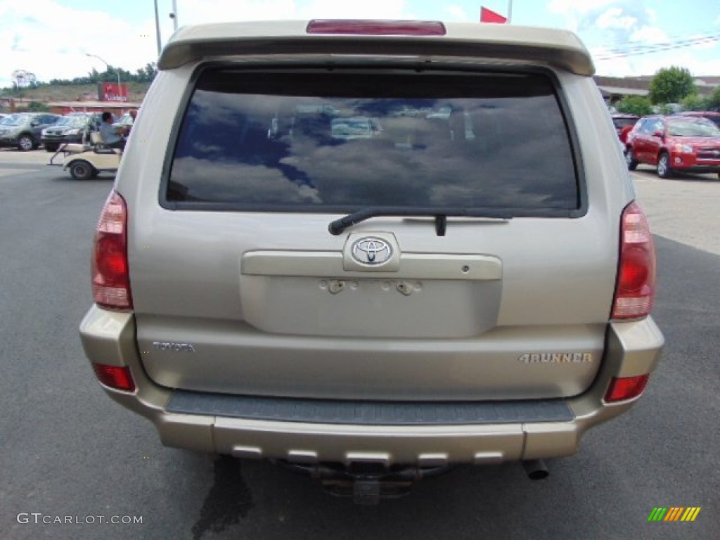 2004 4Runner Limited 4x4 - Dorado Gold Pearl / Taupe photo #8