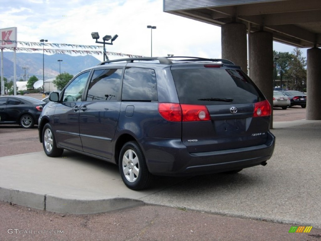 2007 Sienna LE - Slate Gray Metallic / Stone photo #13