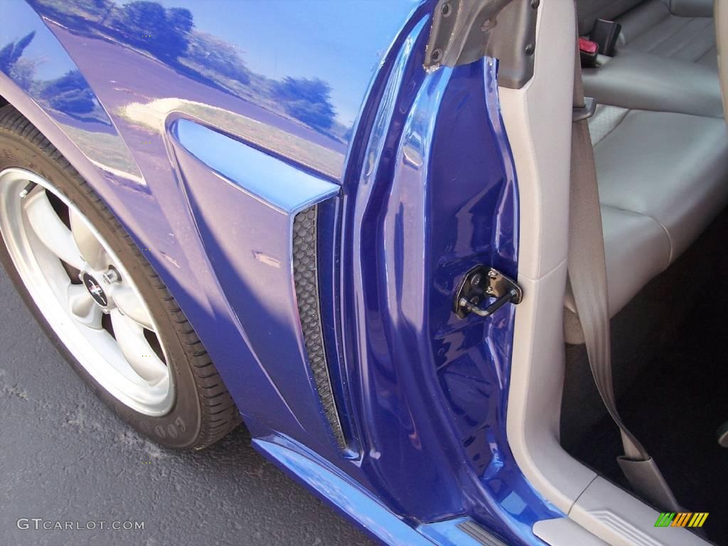 2002 Mustang GT Coupe - Sonic Blue Metallic / Medium Graphite photo #42