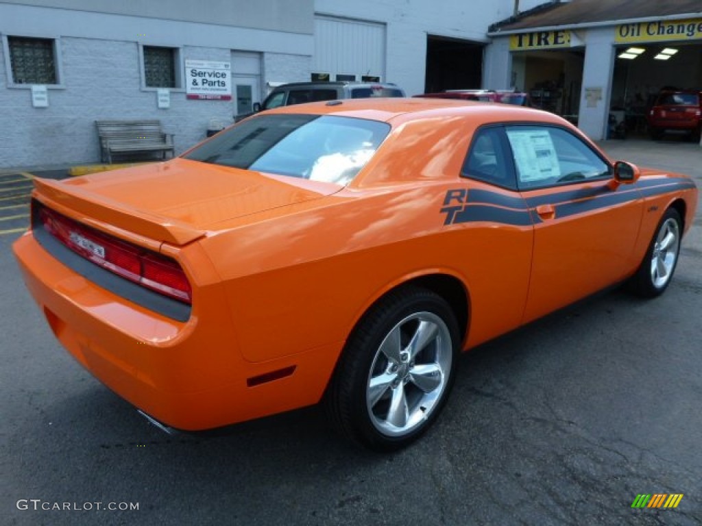 2014 Challenger R/T Classic - Header Orange / Dark Slate Gray photo #5
