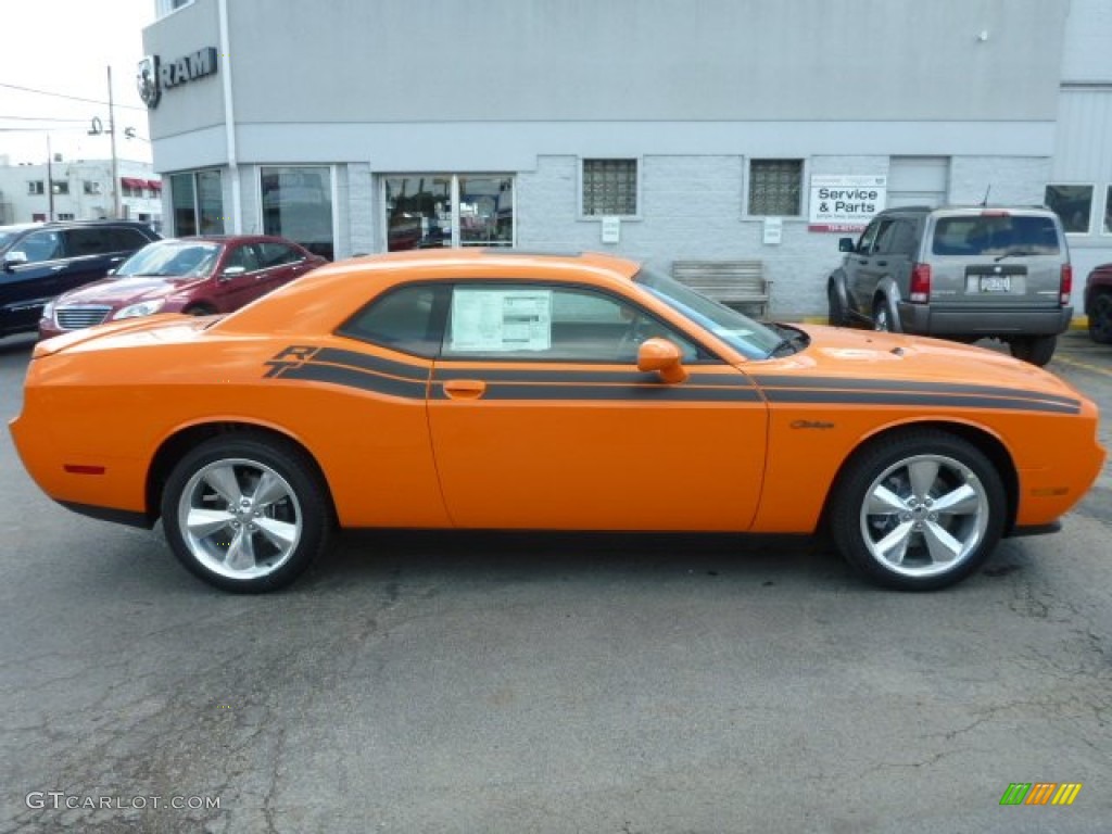 2014 Challenger R/T Classic - Header Orange / Dark Slate Gray photo #6
