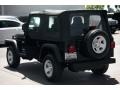 Black - Wrangler X 4x4 Photo No. 2