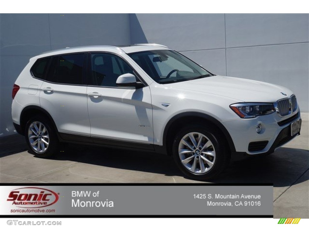 2015 X3 xDrive28i - Alpine White / Black photo #1