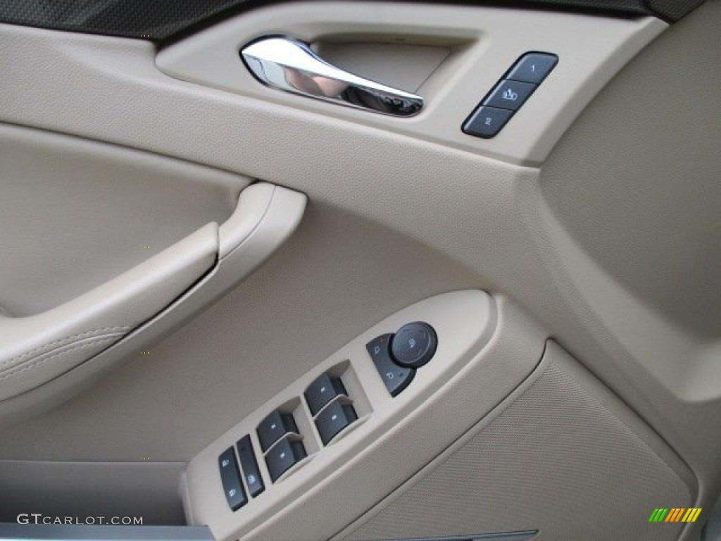 2010 CTS 3.6 Sedan - Vanilla Latte / Cashmere/Cocoa photo #29