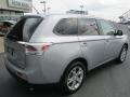 Cool Silver Metallic - Outlander SE Photo No. 7