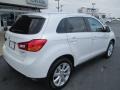 White Pearl - Outlander Sport ES Photo No. 6