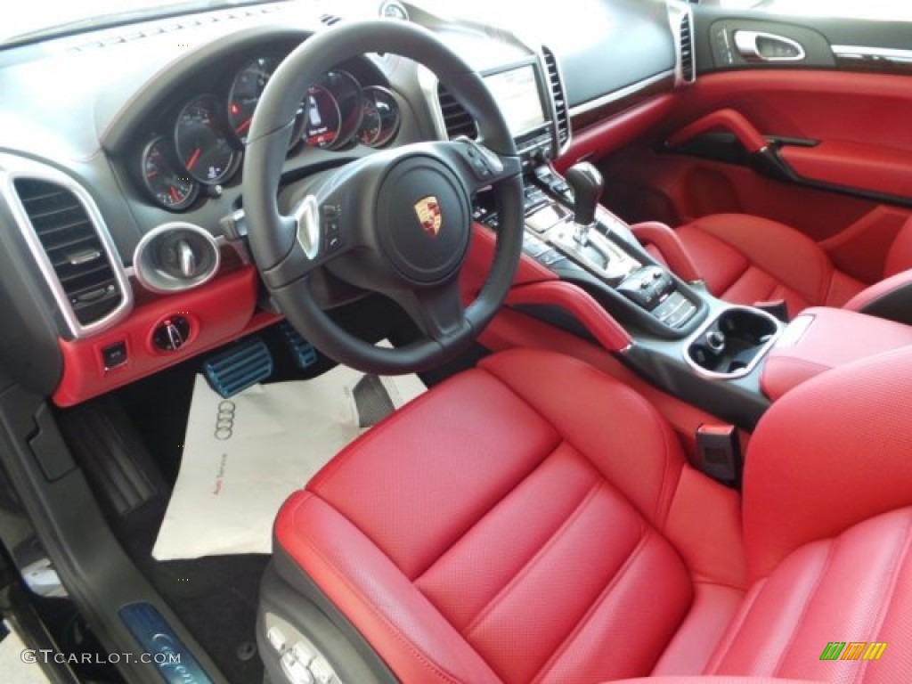 Black/Carrera Red Interior 2014 Porsche Cayenne Turbo Photo #95245641