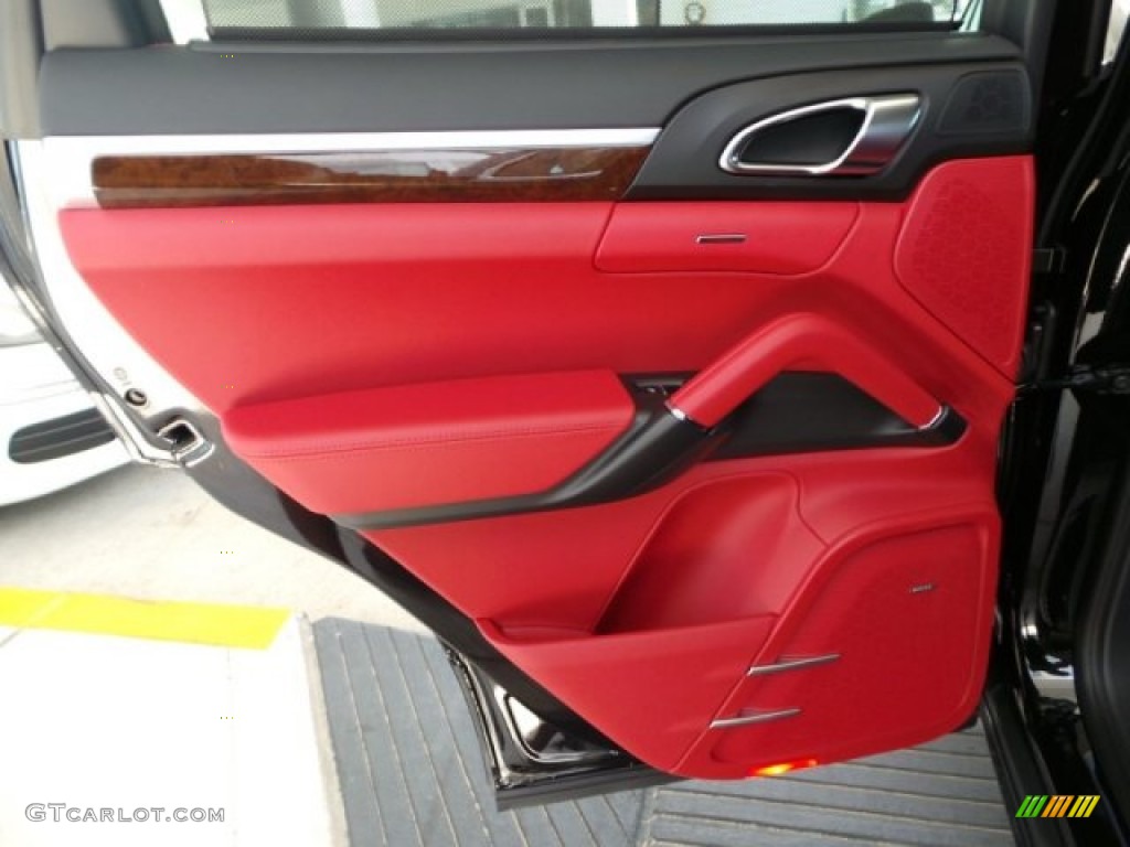 2014 Porsche Cayenne Turbo Black/Carrera Red Door Panel Photo #95245950