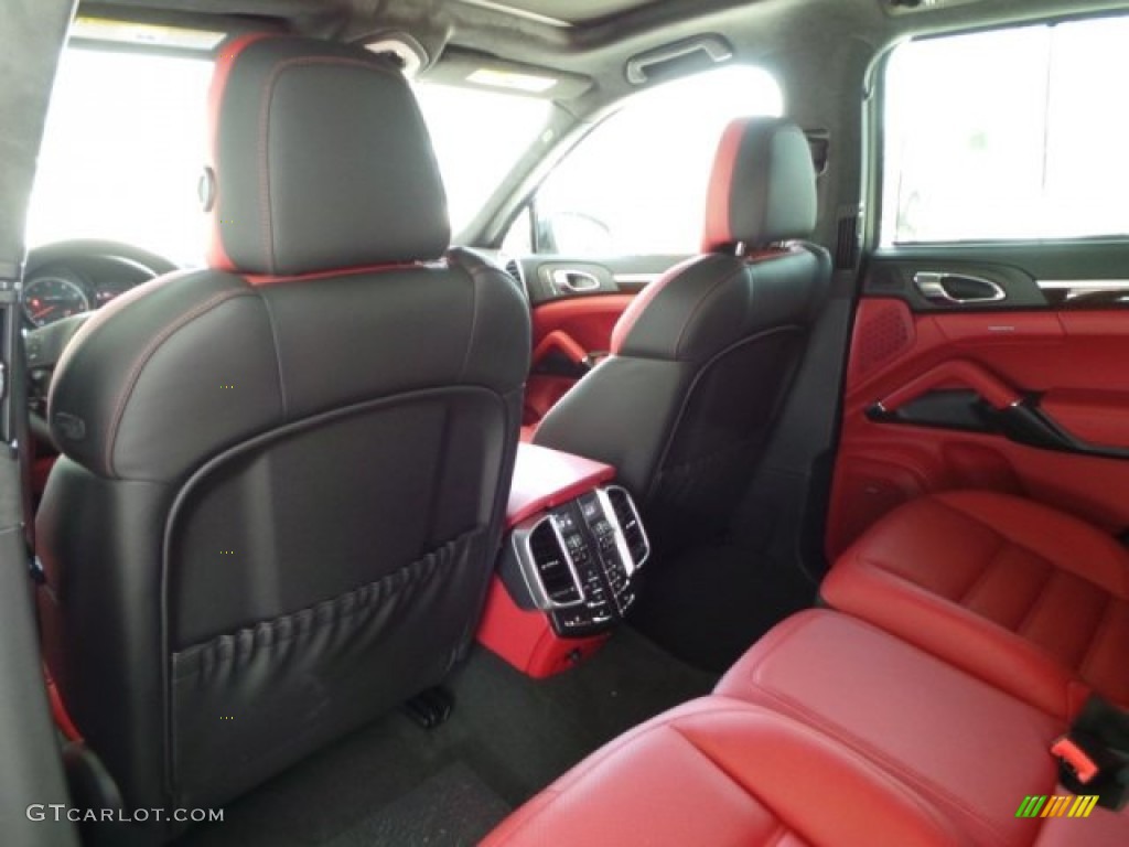 Black/Carrera Red Interior 2014 Porsche Cayenne Turbo Photo #95245971