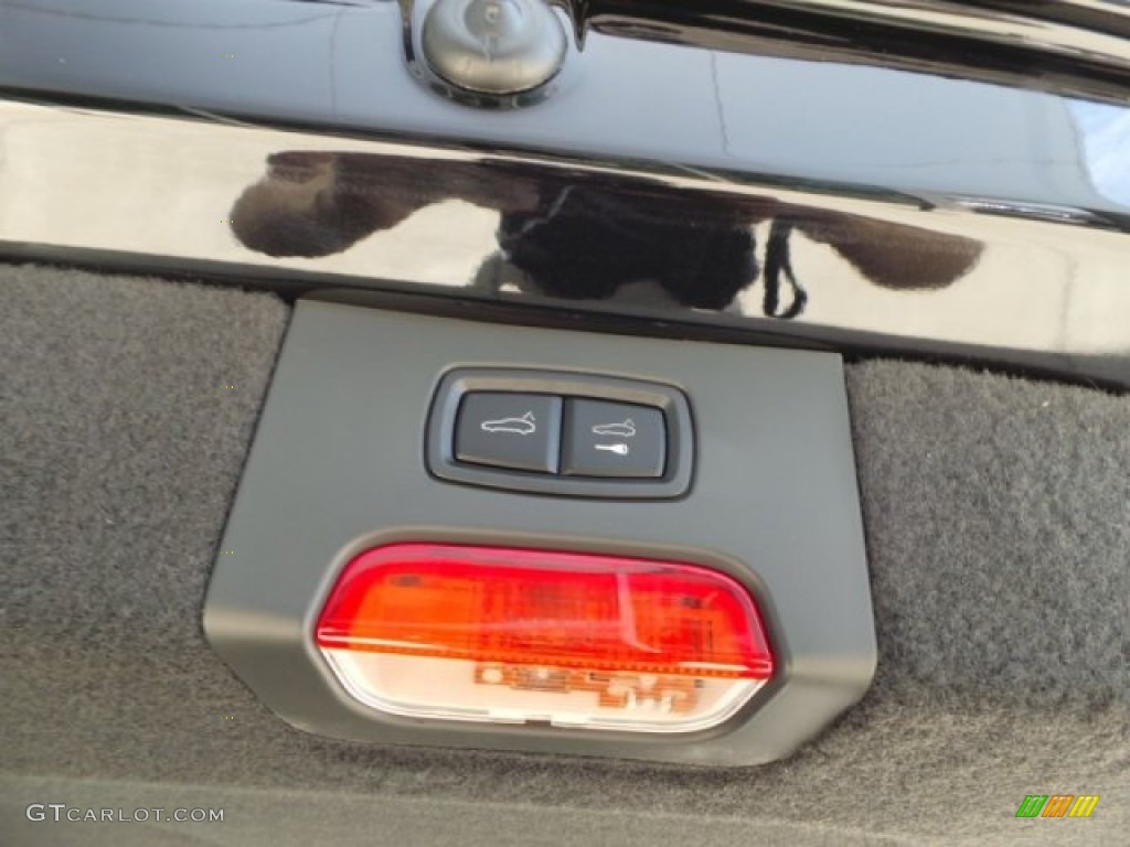 2014 Porsche Cayenne Turbo Controls Photo #95246112
