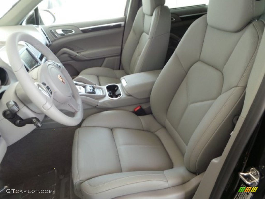 Platinum Grey Interior 2014 Porsche Cayenne S Photo #95246562