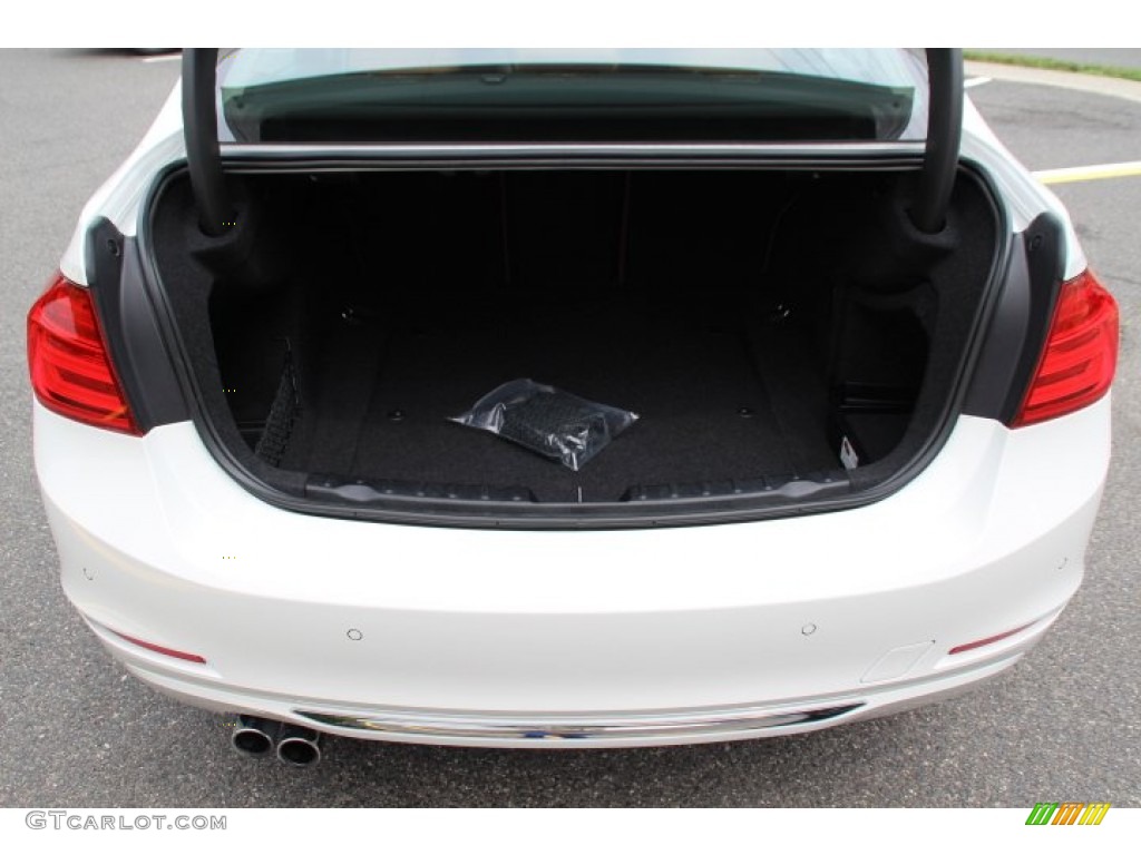 2014 BMW 3 Series 328i xDrive Sedan Trunk Photo #95247297