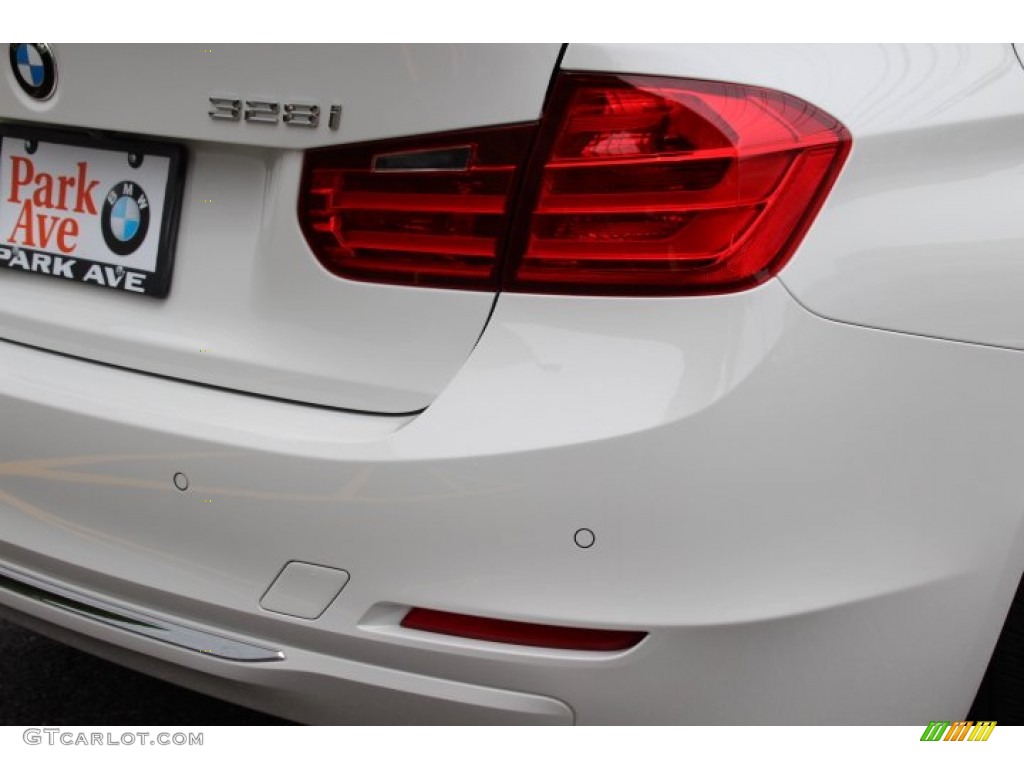 2014 3 Series 328i xDrive Sedan - Alpine White / Saddle Brown photo #22