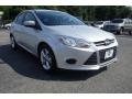 Ingot Silver - Focus SE Hatchback Photo No. 3