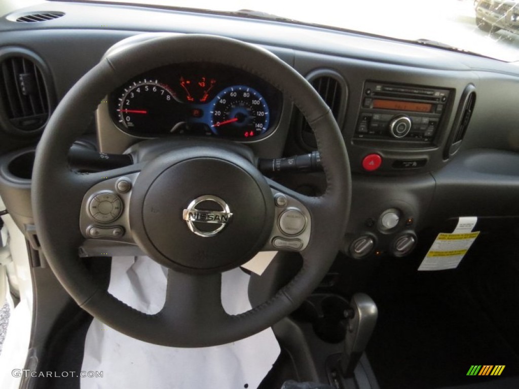 2014 Nissan Cube 1.8 S Black Dashboard Photo #95271414