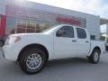 Glacier White 2014 Nissan Frontier SV Crew Cab