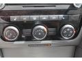 Black - Passat 1.8T SE Photo No. 17