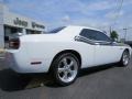 Bright White - Challenger R/T Classic Photo No. 7