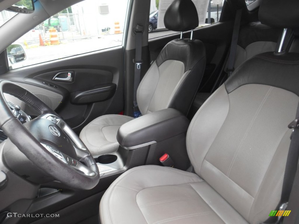 2012 Tucson Limited AWD - Cotton White / Taupe photo #16