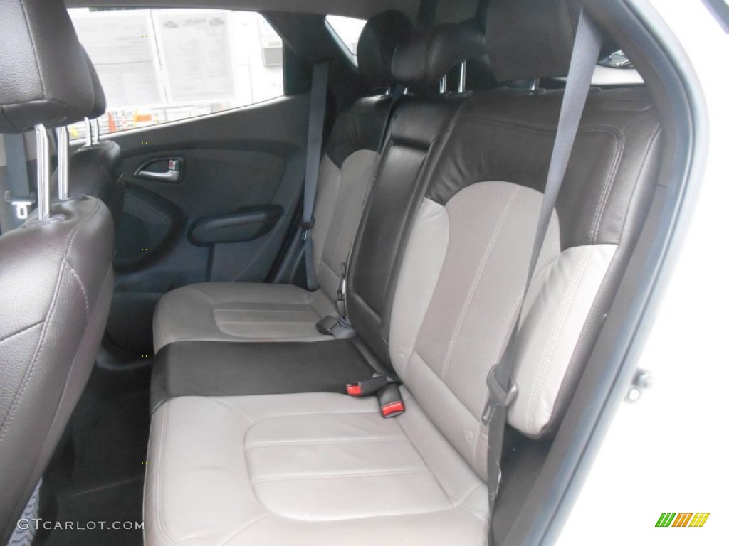 2012 Tucson Limited AWD - Cotton White / Taupe photo #17