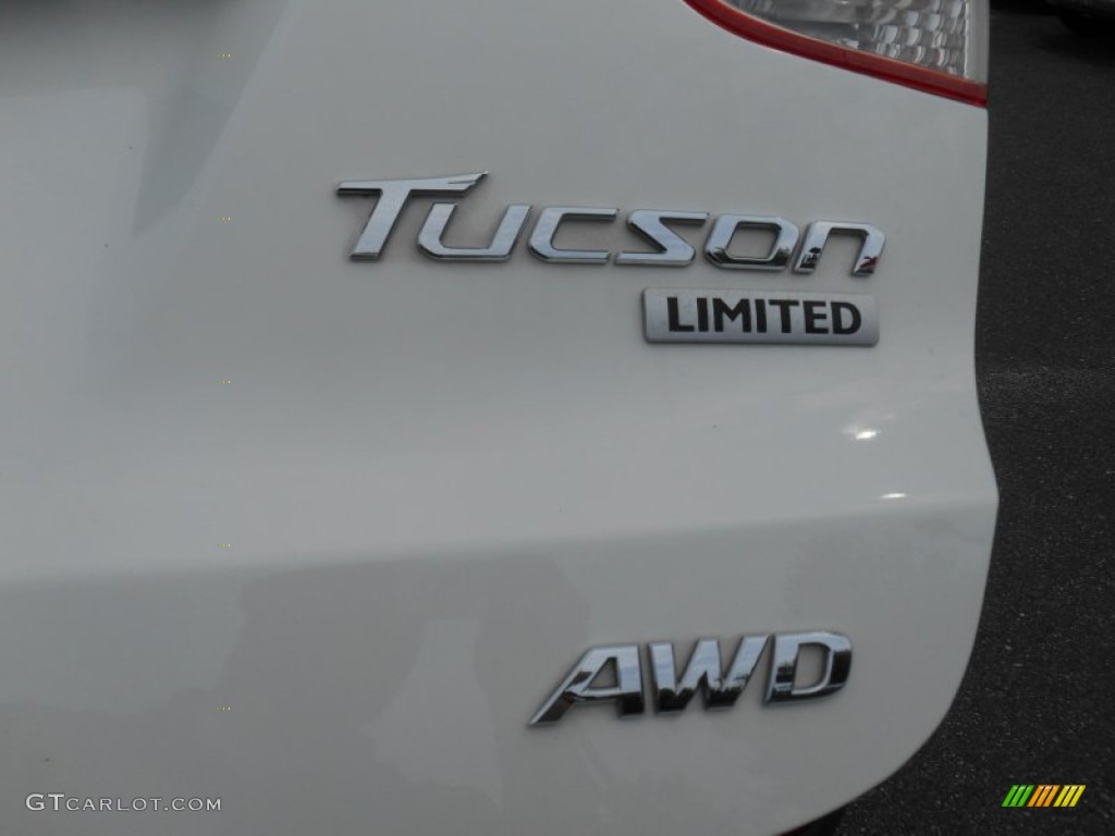 2012 Tucson Limited AWD - Cotton White / Taupe photo #19