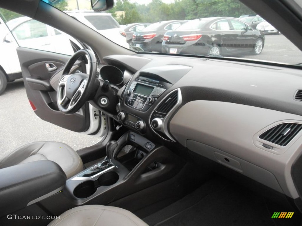 2012 Tucson Limited AWD - Cotton White / Taupe photo #21