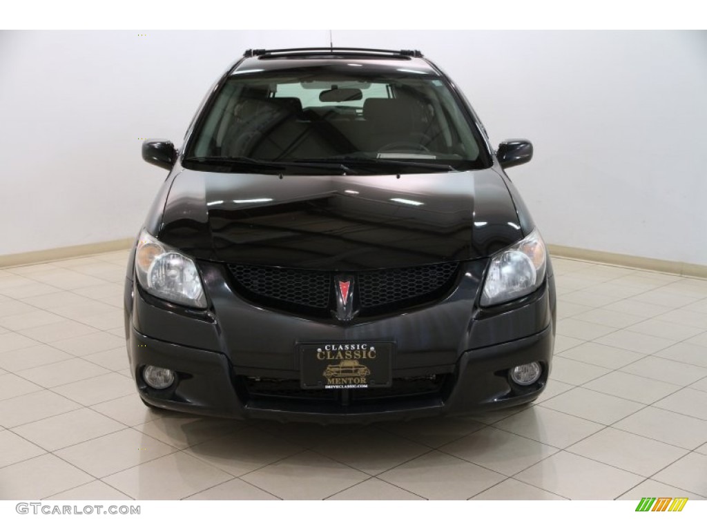 2004 Vibe AWD - Abyss Black / Graphite photo #2