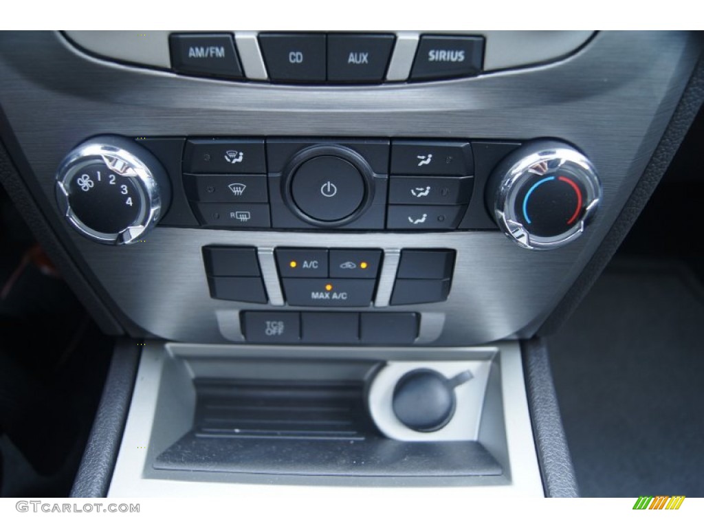 2012 Ford Fusion SE V6 Controls Photo #95295844