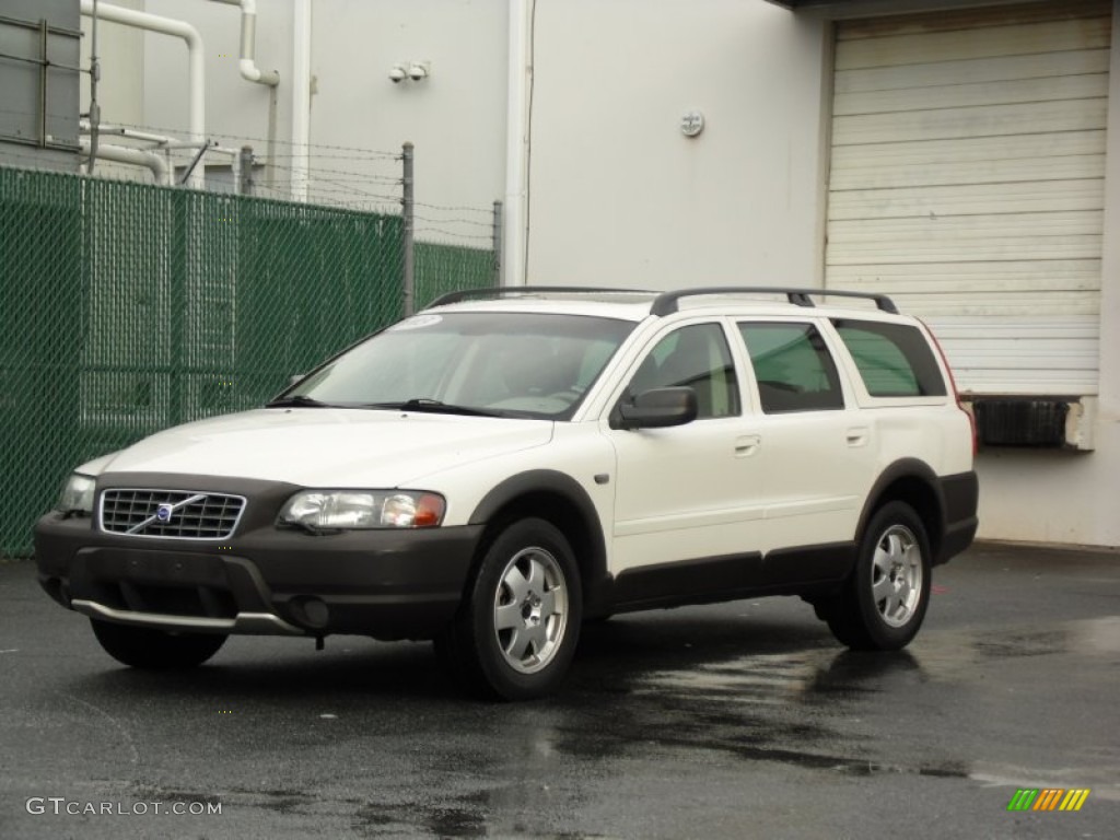2003 XC70 AWD - White / Beige/Light Sand photo #4