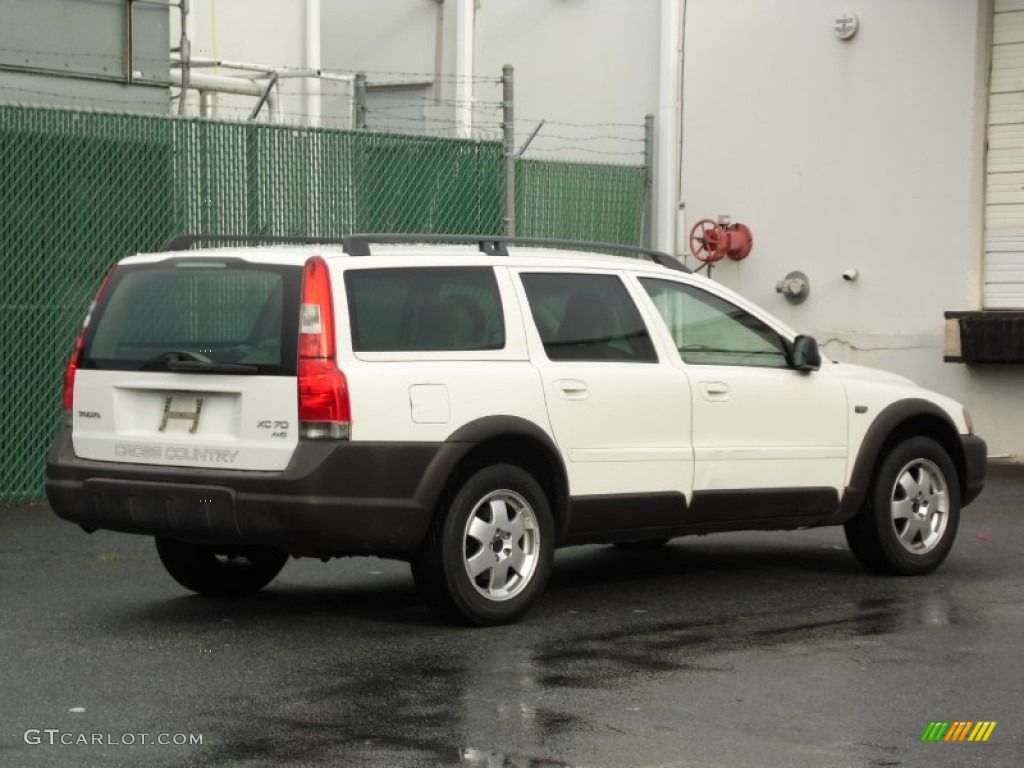2003 XC70 AWD - White / Beige/Light Sand photo #6