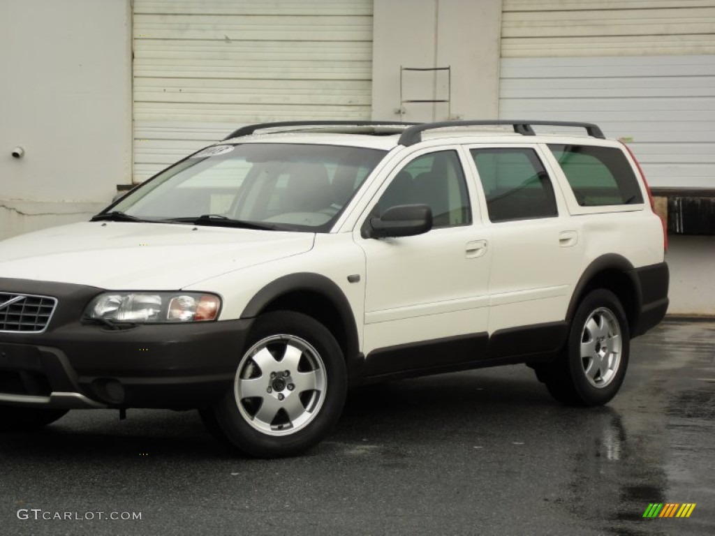 2003 XC70 AWD - White / Beige/Light Sand photo #23