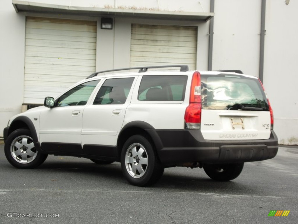 2003 XC70 AWD - White / Beige/Light Sand photo #24