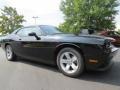 Black - Challenger SXT Photo No. 4