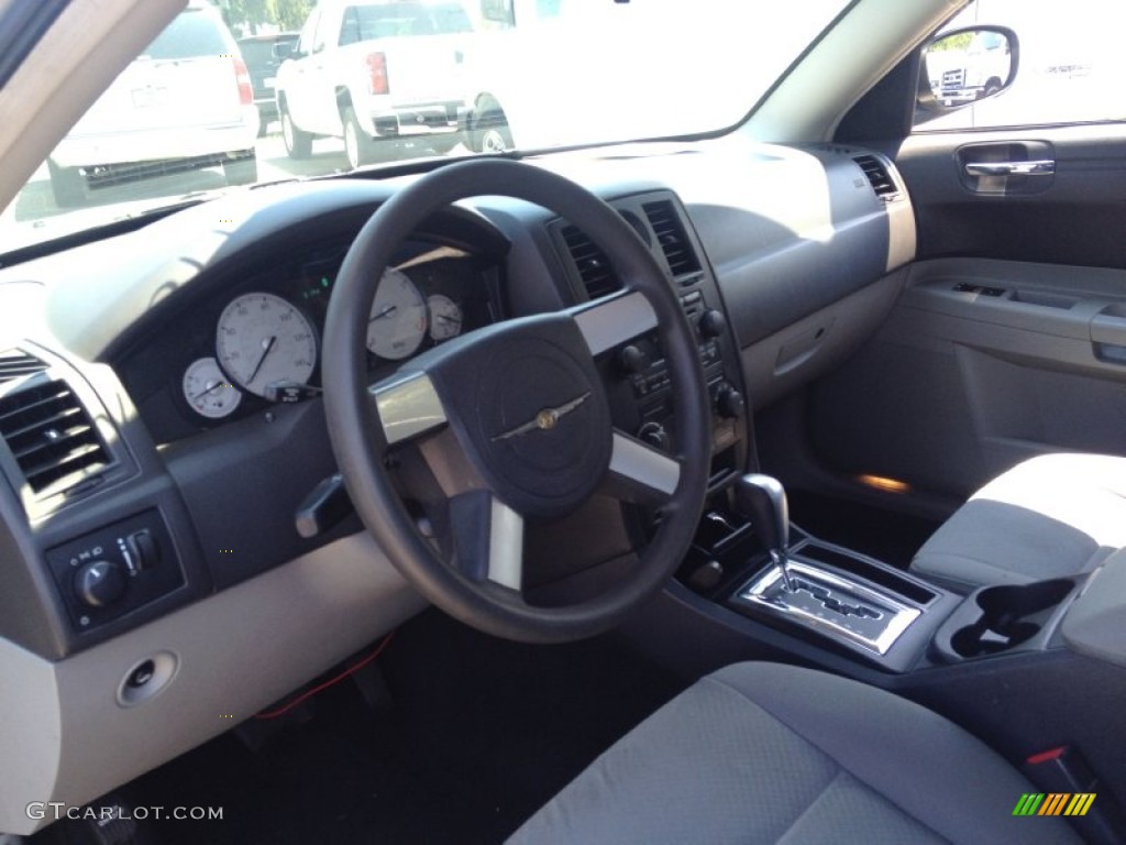 2007 300  - Silver Steel Metallic / Dark Slate Gray/Light Graystone photo #23