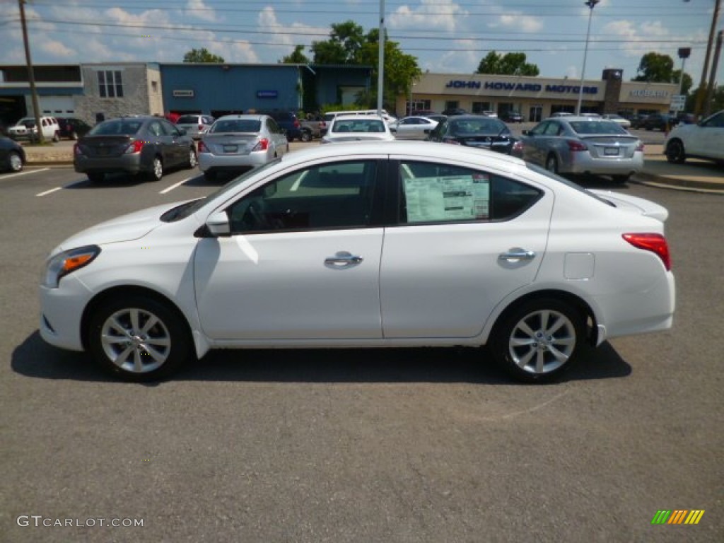 2015 Versa 1.6 SL Sedan - Fresh Powder / Charcoal photo #4