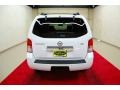 Avalanche White - Pathfinder SE Photo No. 5