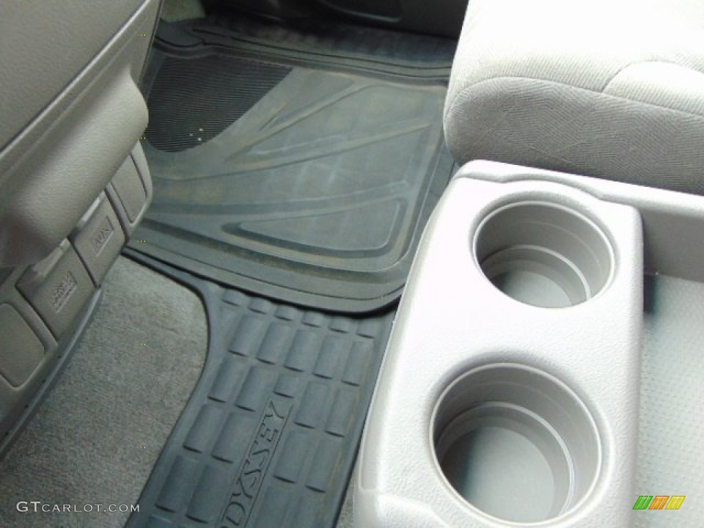 2010 Odyssey EX - Alabaster Silver Metallic / Gray photo #17