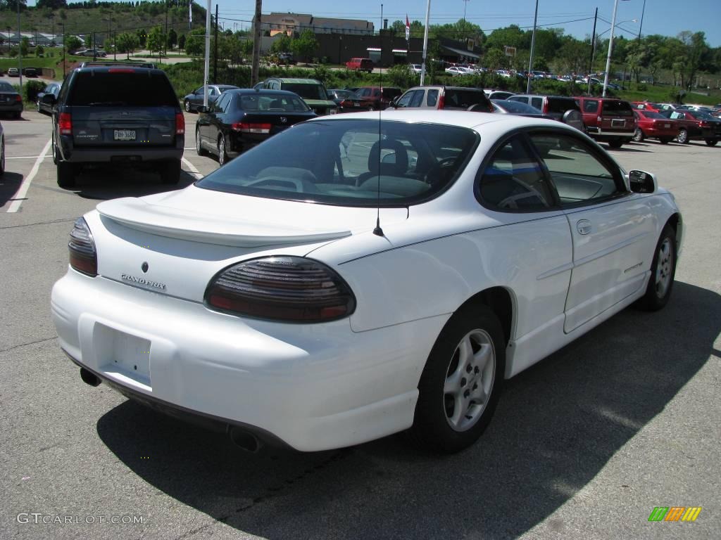 1998 Grand Prix GT Coupe - Bright White / Graphite photo #7