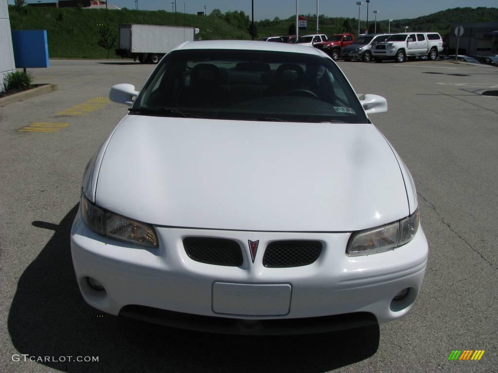 1998 Grand Prix GT Coupe - Bright White / Graphite photo #12