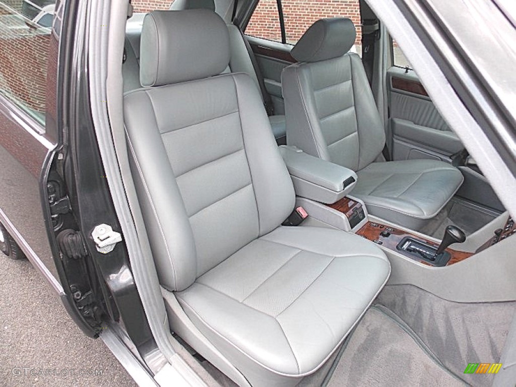 1994 Mercedes-Benz E 420 Sedan Front Seat Photo #95315380