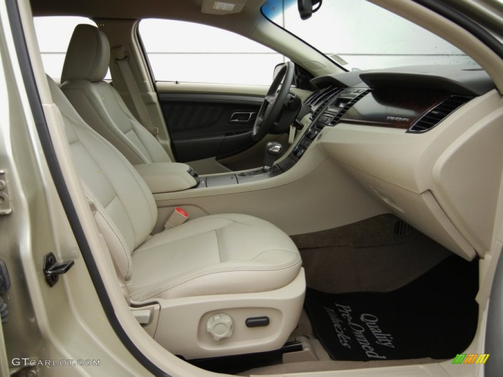 2011 Ford Taurus SEL Front Seat Photo #95316478