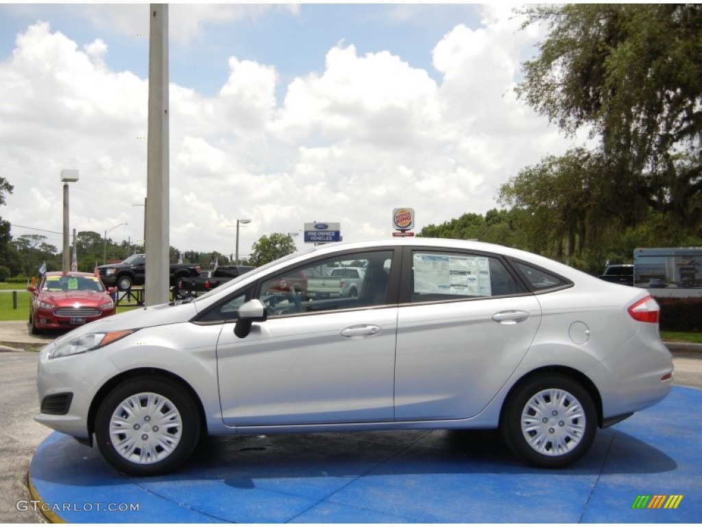 Ingot Silver Metallic 2015 Ford Fiesta S Sedan Exterior Photo #95316757