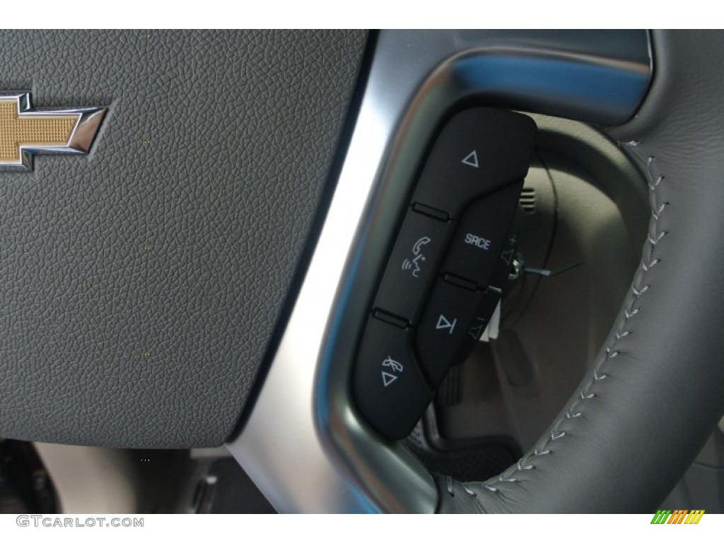 2015 Chevrolet Traverse LTZ Controls Photos