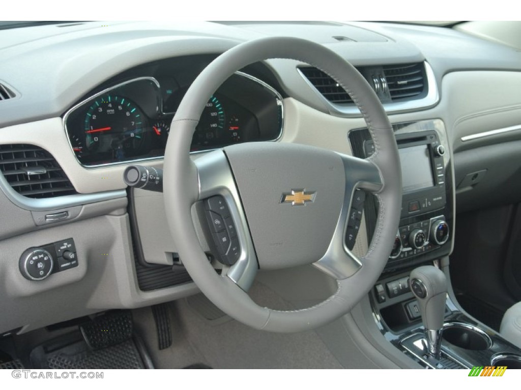 2015 Chevrolet Traverse LTZ Dashboard Photos