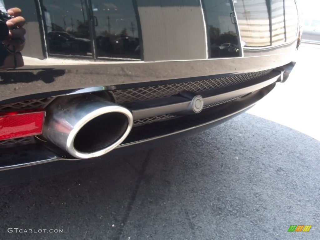 2006 Aston Martin DB9 Volante Exhaust Photos