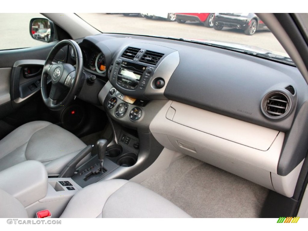 2011 RAV4 Limited 4WD - Classic Silver Metallic / Ash photo #29