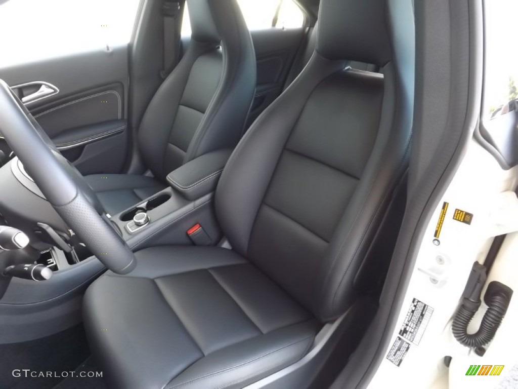 Black Interior 2014 Mercedes-Benz CLA 250 4Matic Photo #95331757