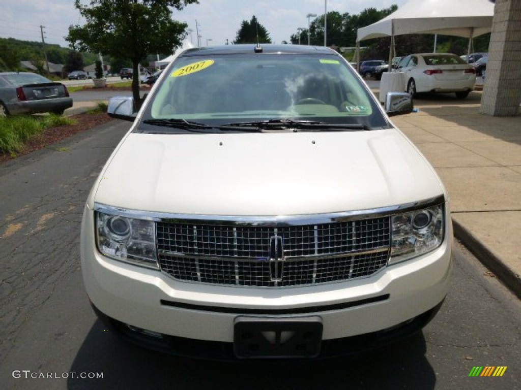 2007 MKX AWD - Creme Brulee Metallic / Medium Camel photo #3